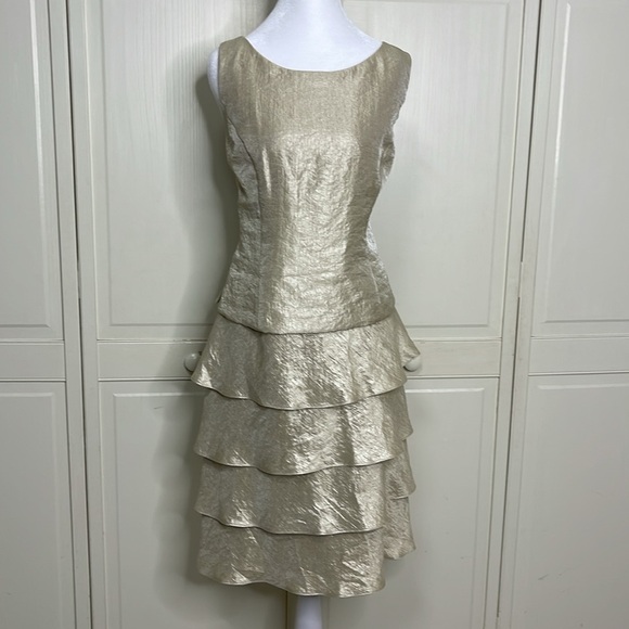 Jessica Howard 2Pc Champagne Satin Hammered Tiered Dress & Blazer Sz 16 Sheath - Picture 6 of 16